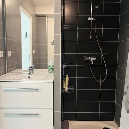 Superbe T2 Au Centre De Sete, Proche Plages Apartman *