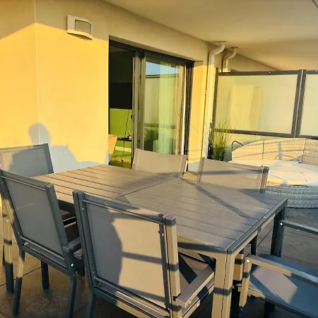 Superbe T2 Au Centre De Sete, Proche Plages *