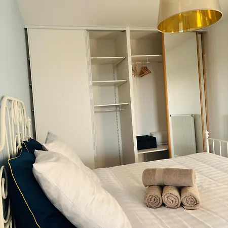 Superbe T2 Au Centre De Sete, Proche Plages * Sète