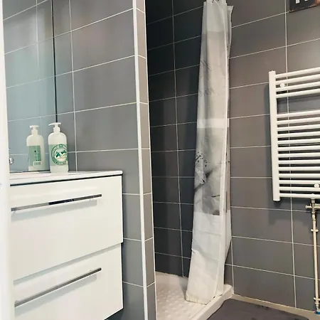 Superbe T2 Au Centre De Sete, Proche Plages *