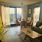 Superbe T2 Au Centre De Sete, Proche Plages דירה