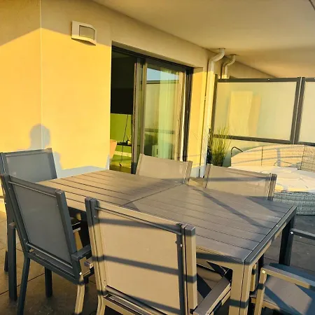 Superbe T2 Au Centre De Sete, Proche Plages *