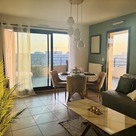 Superbe T2 Au Centre De Sete, Proche Plages Sète