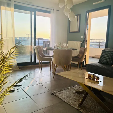 Superbe T2 Au Centre De Sete, Proche Plages * Sète