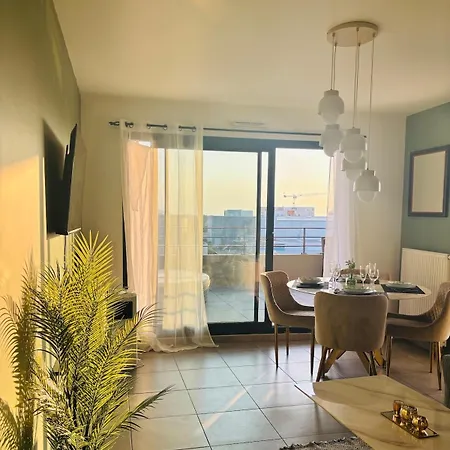 Superbe T2 Au Centre De Sete, Proche Plages