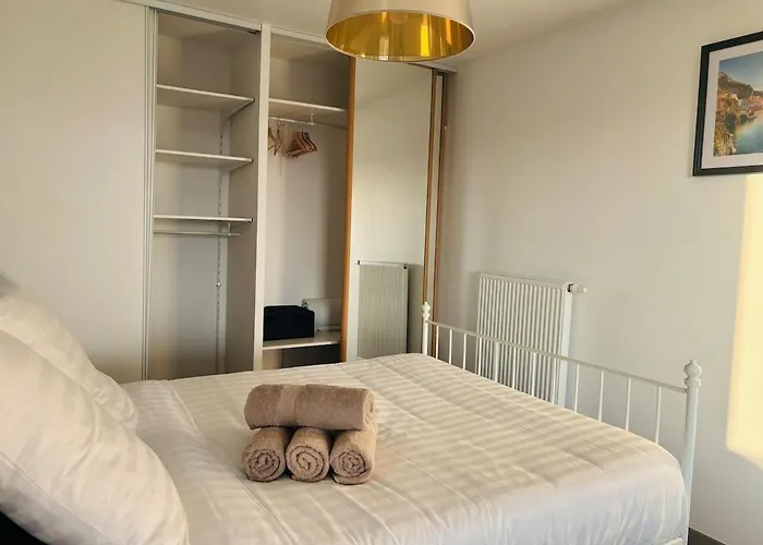Superbe T2 Au Centre De Sete, Proche Plages Apartment *